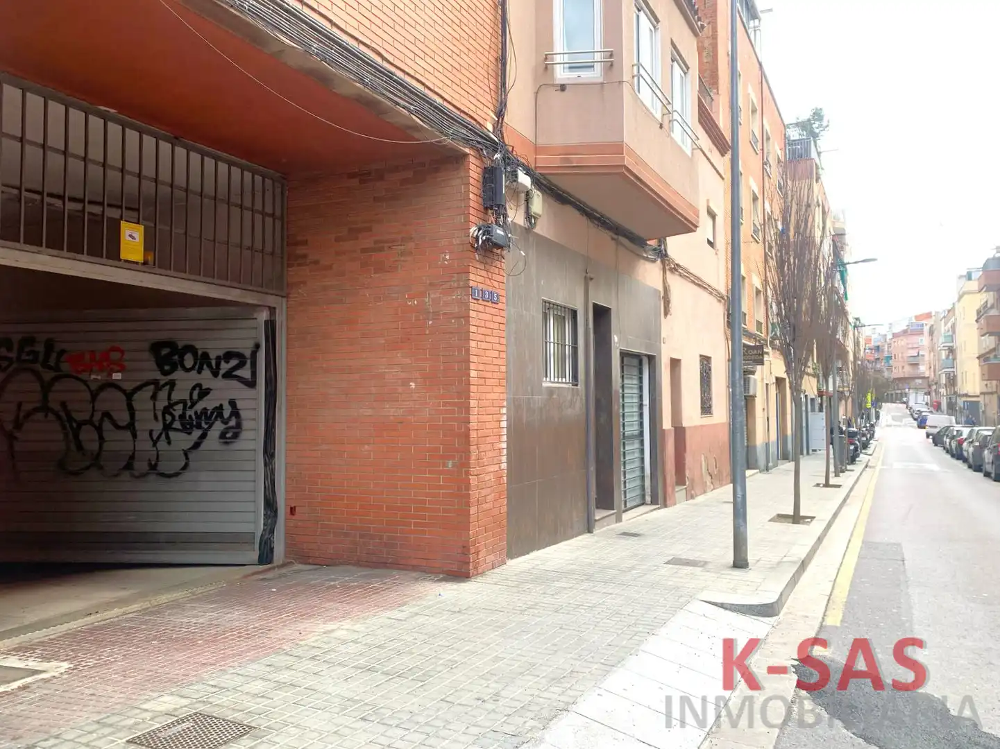 Individual con ascensor en venta en Carrer de la Pubilla Casas 1