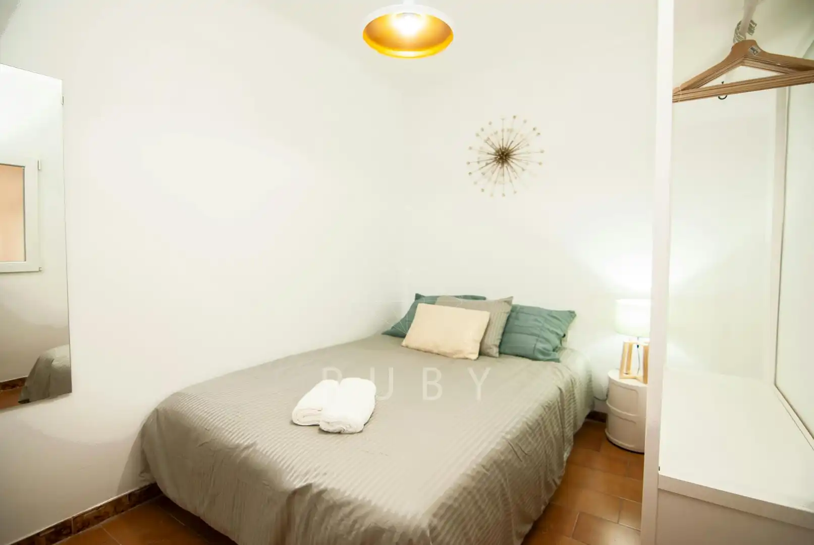 Bedroom of Flat for rent in L'Hospitalet de Llobregat  with Air Conditioner, Heating and Furnished