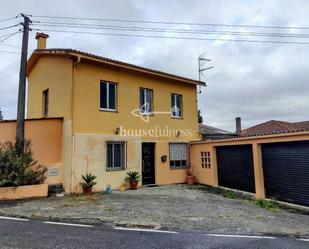 Vista exterior de Casa o xalet en venda en Ferrol amb Calefacció, Jardí privat i Terrassa