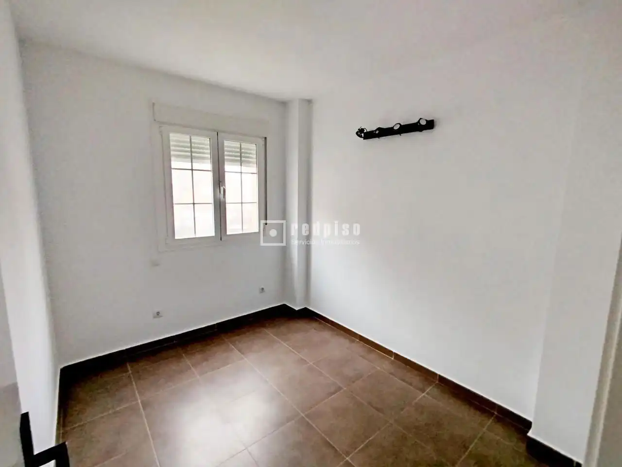 Dormitori de Casa o xalet en venda en Cadalso de los Vidrios amb Calefacció, Jardí privat i Terrassa