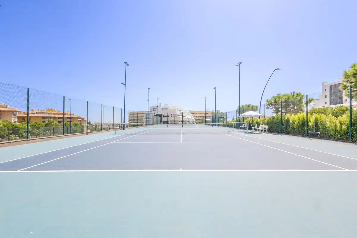 Exterior view of Flat for sale in Fuengirola  with Air Conditioner, Heating and Terrace