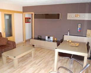 Living room of Flat for sale in Vinyols i els Arcs  with Air Conditioner, Heating and Parquet flooring
