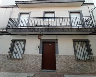 Exterior view of House or chalet for sale in  Sevilla Capital