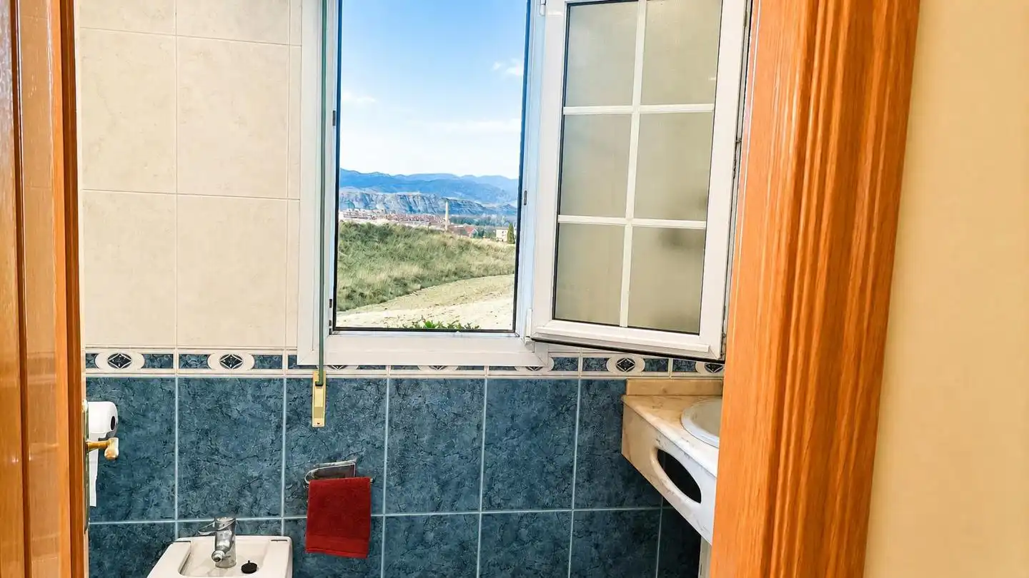 Baño de Casa o chalet en venta en Calatayud con Calefacción, Jardín privado y Terraza