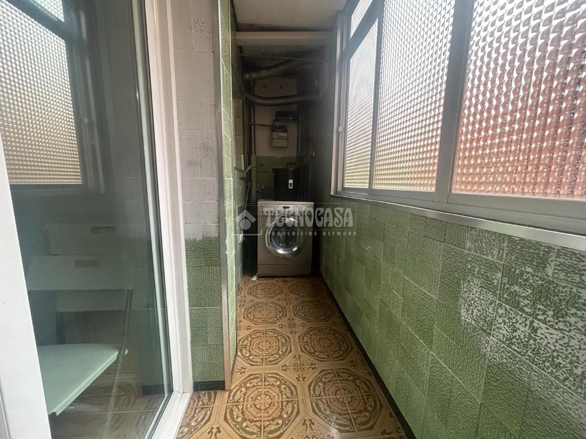 Flat for sale in  Barcelona Capital  with Heating