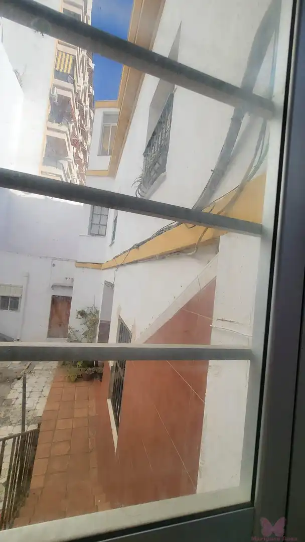Vista exterior de Edificio en venta en Cádiz