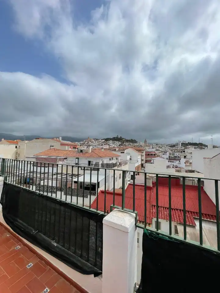 Außenansicht von Dachboden zum Verkauf in Vélez-Málaga mit Klimaanlage, Heizung und Terrasse
