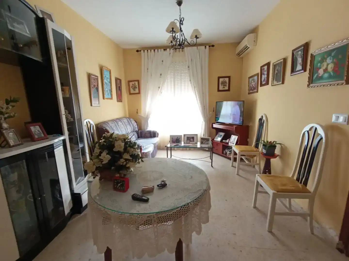 Sala d'estar de Casa o xalet en venda en Pizarra amb Aire condicionat
