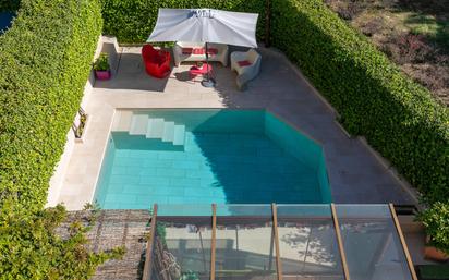 Piscina de Casa o xalet en venda en La Moraleja amb Terrassa