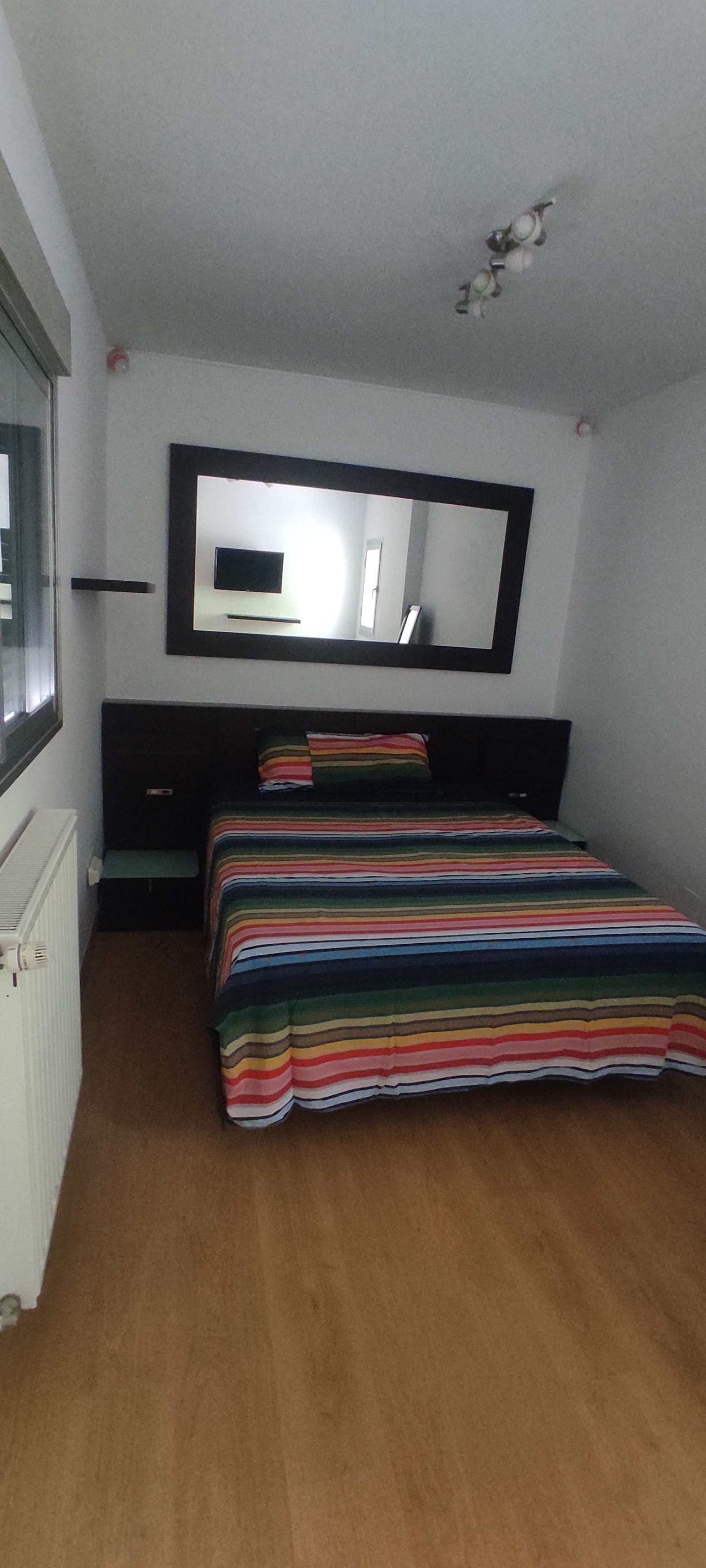 Bedroom of Flat to share in  Madrid Capital  with Air Conditioner and Terrace