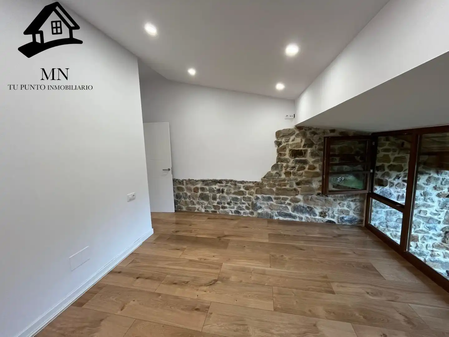 Finca rústica en venda en Villacarriedo amb Jardí privat