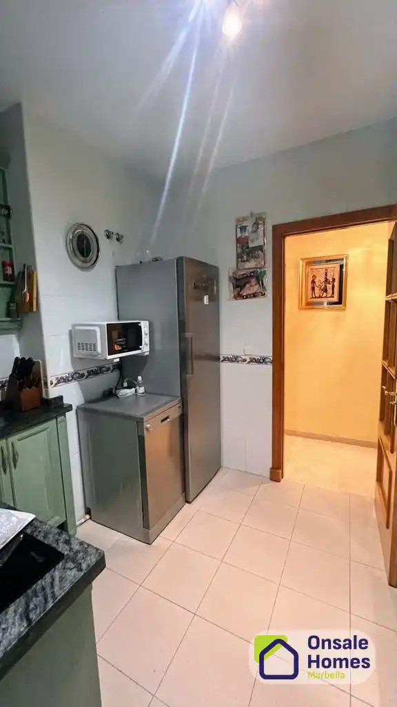Kitchen of Flat for sale in Marbella Centro