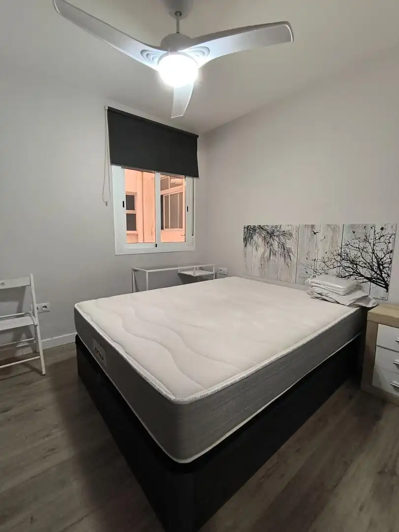 Habitación de Piso en venta en Málaga con Aire acondicionado y Amueblado