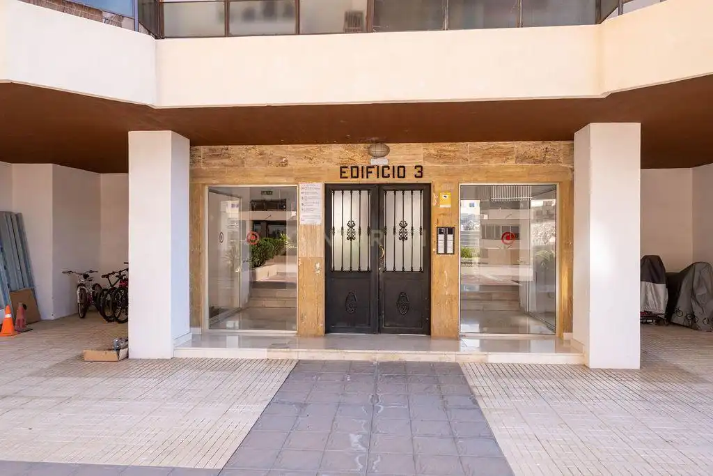 Piso en venta en Arona con Piscina comunitaria