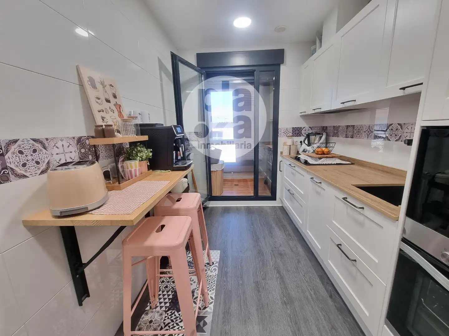 Küche von Maisonette zum Verkauf in Buniel mit Heizung, Terrasse und Abstellraum