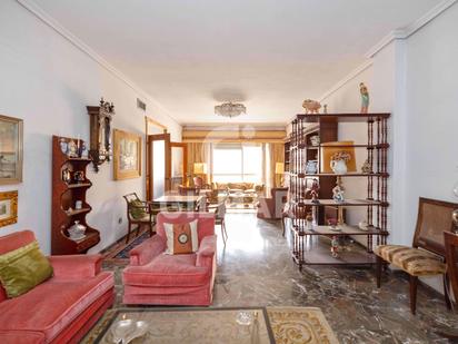 Living room of Flat for sale in  Sevilla Capital  with Air Conditioner, Heating and Terrace