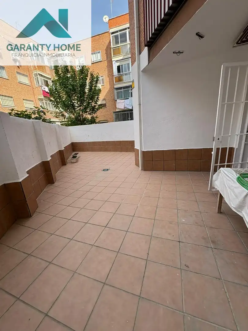 Terrace of Ground floor for rent in  Madrid Capital  with Terrace