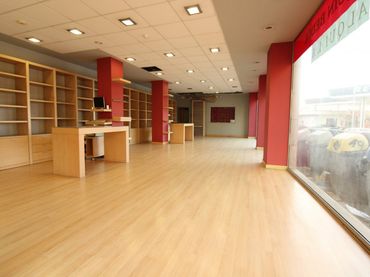 Local comercial en venda a Alisal - San Román