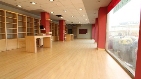 Local Comercial primera línea alta visibilidad en Santander