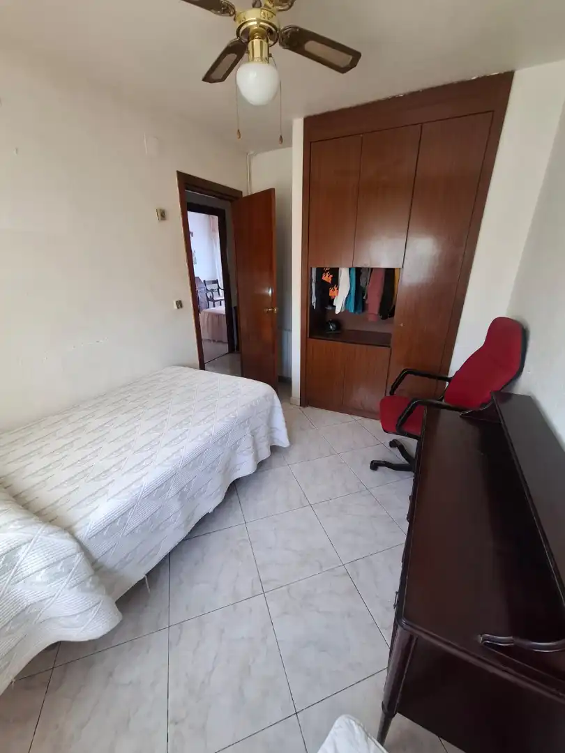 Habitación de Casa o chalet en venta en Villaviciosa de Odón con Aire acondicionado, Calefacción y Jardín privado
