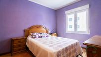 Schlafzimmer von Wohnung zum verkauf in Gijón 