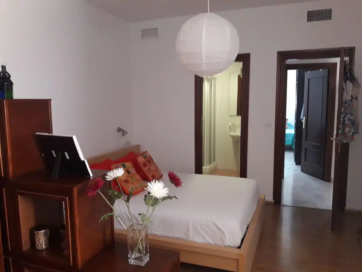Habitación de Piso en venta en Pedrera con Aire acondicionado y Amueblado