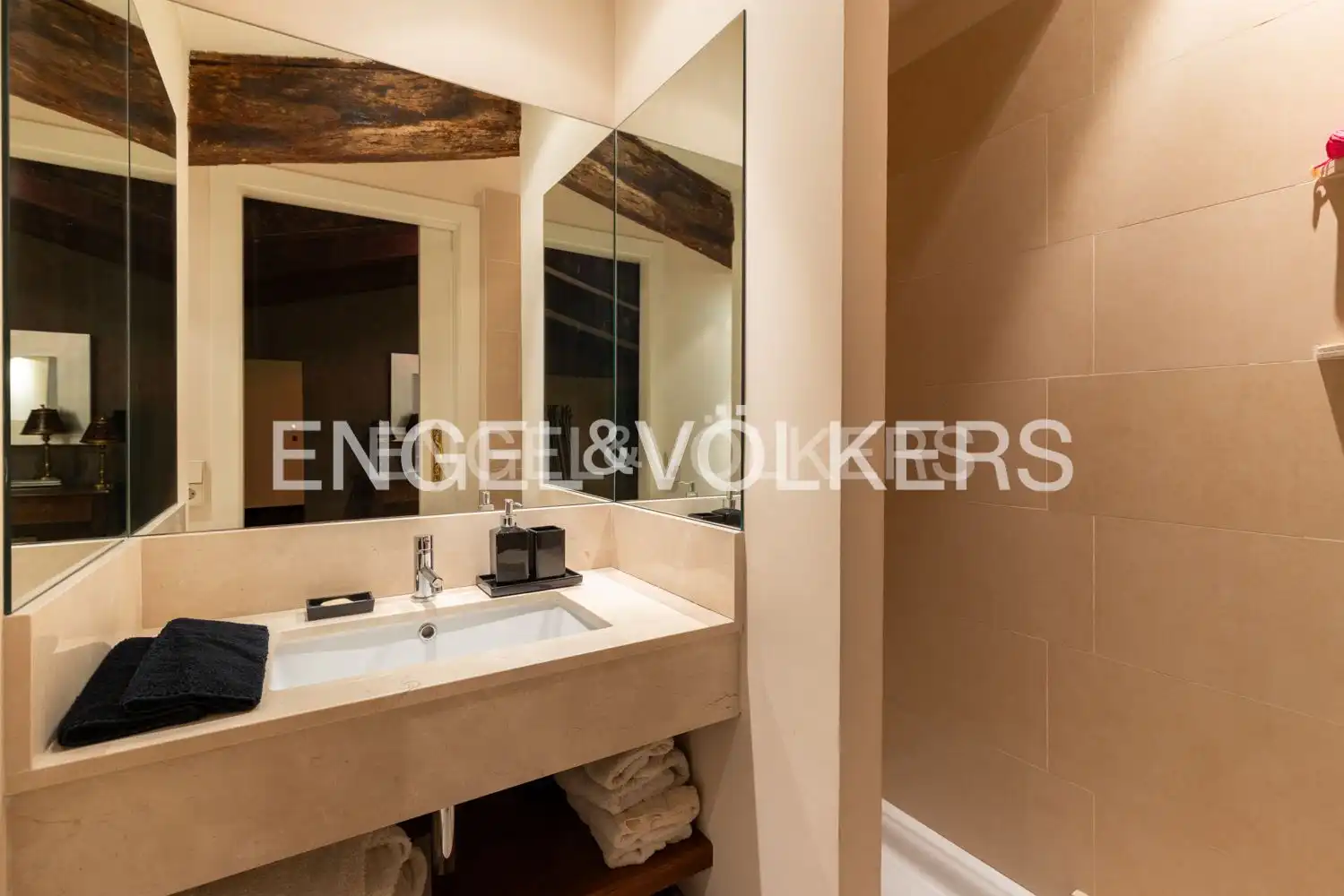 Piso con terraza en venta en Ciutat Vella, imagen 45