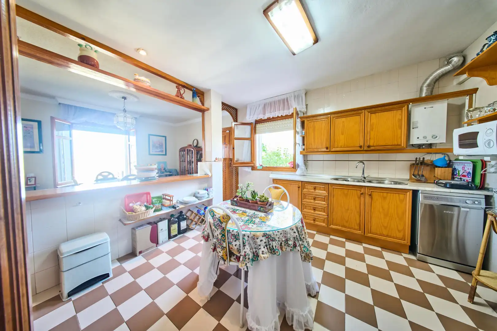 Chalet con piscina en venta en Calle Borgoña 29, imagen 9