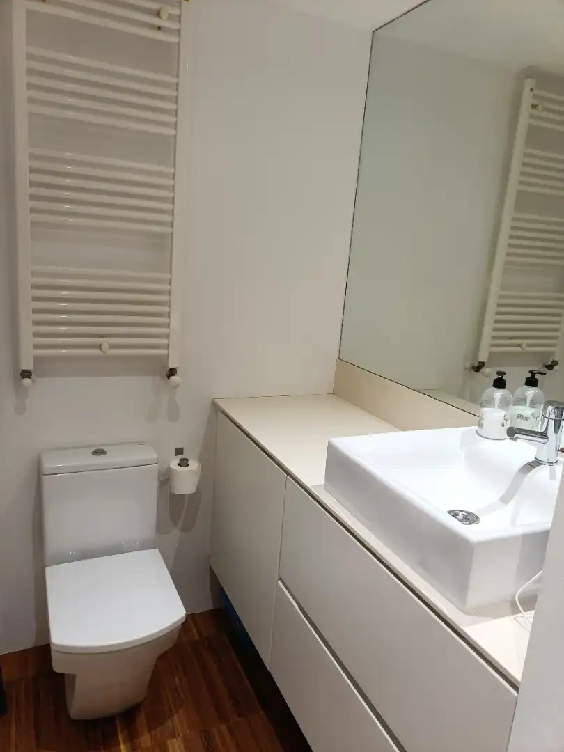 Baño de Piso en venta en Caldes de Montbui con Calefacción, Parquet y Amueblado