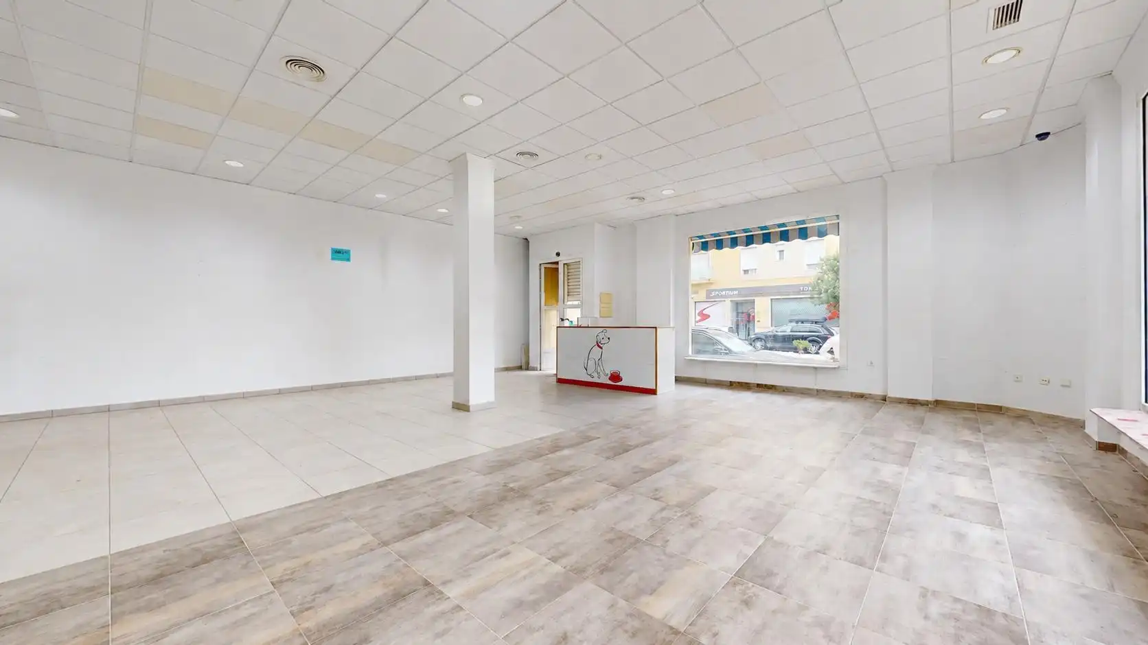 Commercial properties for sale in Avenida De Lepanto , 2, Cortes - Huertas