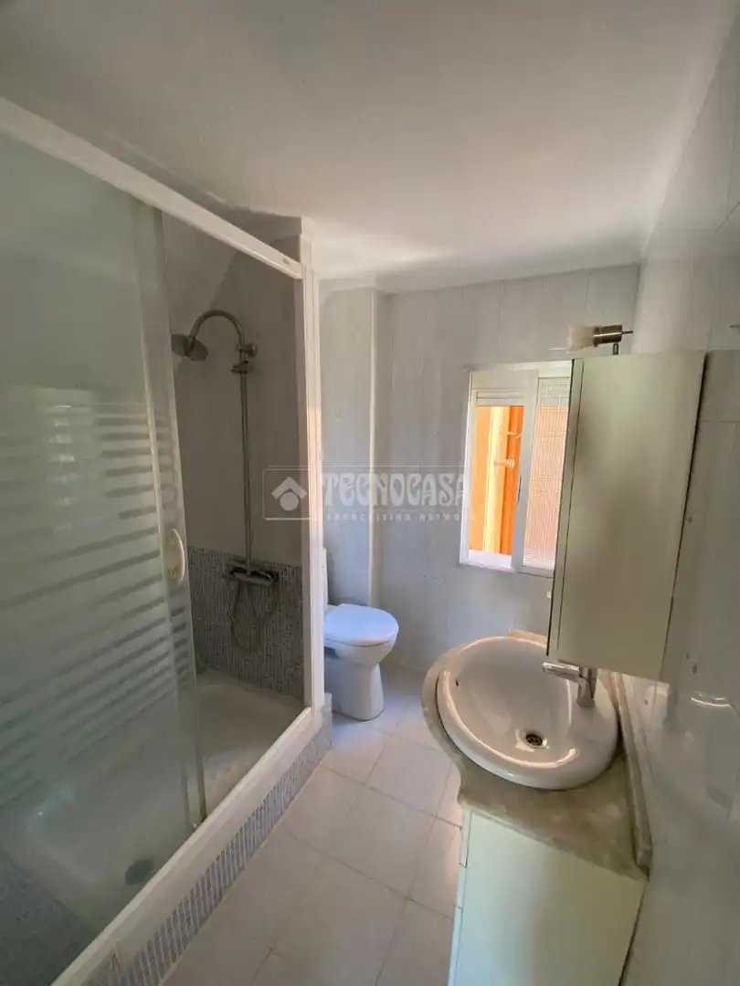 Bathroom of Flat for sale in Málaga  with Terrace