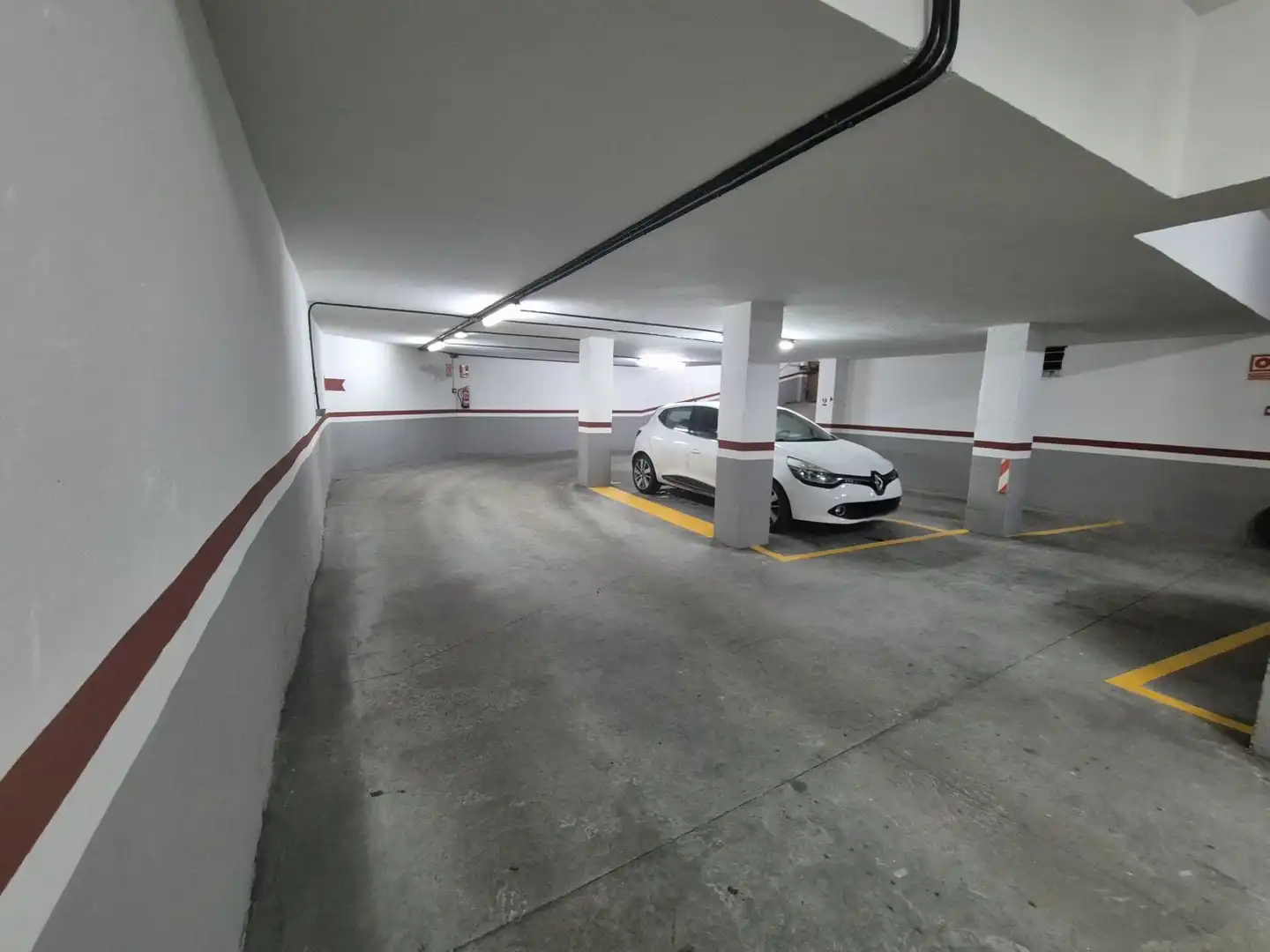 Parkplatz von Garage zur Miete in Grado