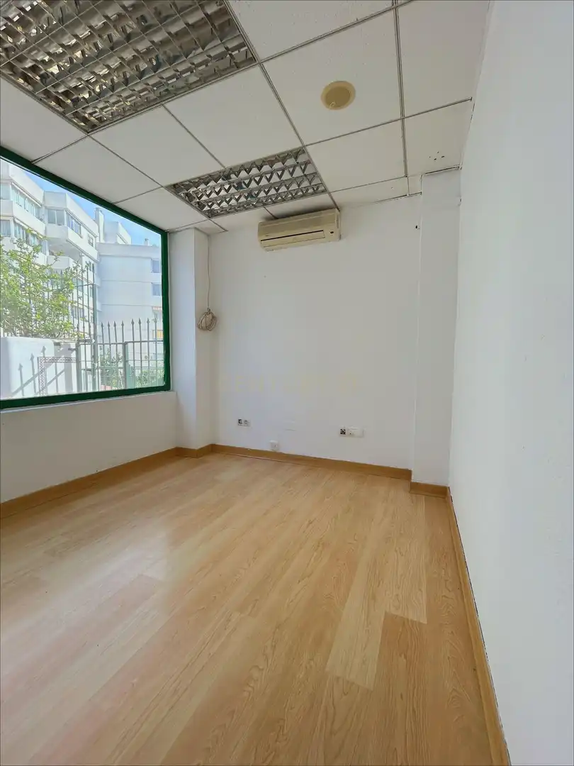 Local en venta en Benalmádena