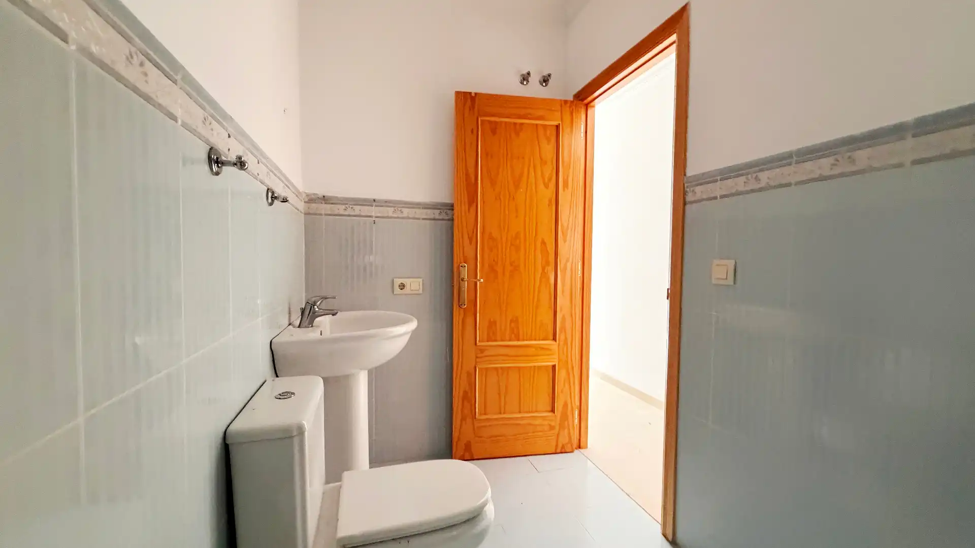 Bathroom of Detached homes for sale in Mijas  with Private garden, Terrace and Balcony