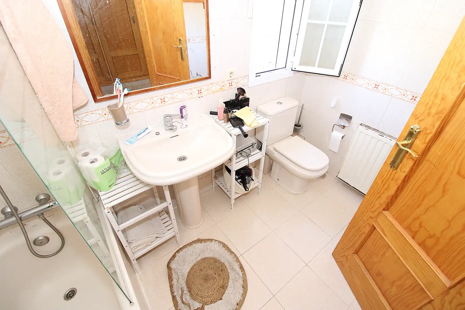 Bathroom of Houses for sale in Uceda  with Air Conditioner, Heating and Private garden