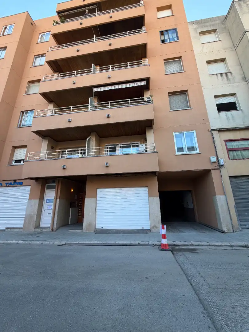 Exterior view of Flat for sale in Eixample - Horta Capallera