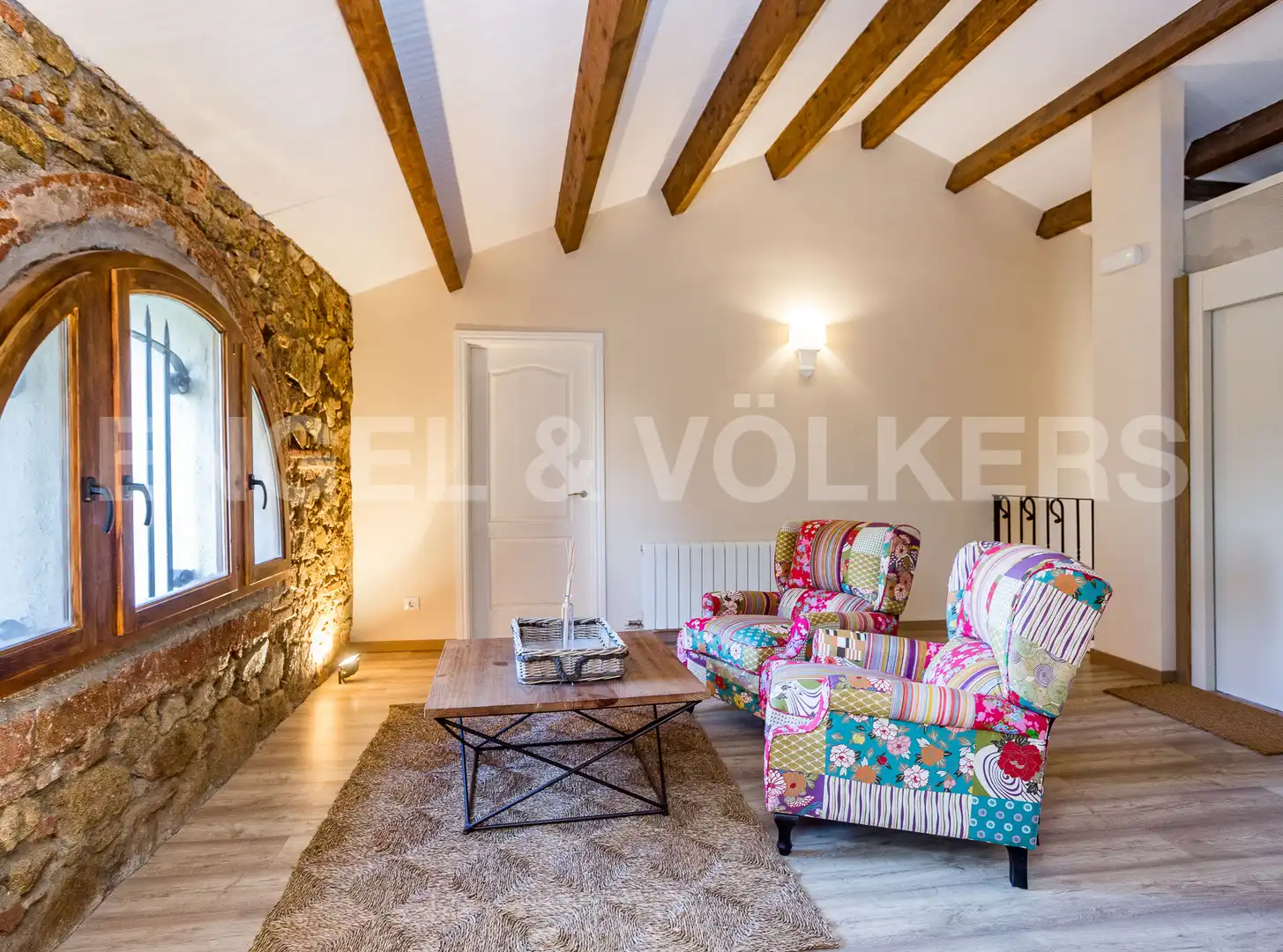 Living room of Country homes for sale in Llinars del Vallès  with Air Conditioner, Heating and Private garden