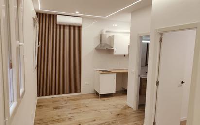 Kitchen of Apartment for sale in  Madrid Capital  with Air Conditioner and Heating
