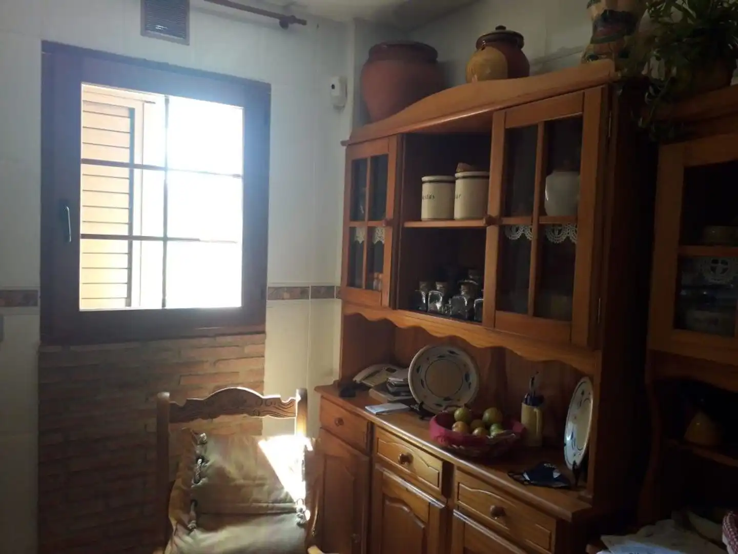 Cuina de Casa adosada en venda en Montserrat amb Calefacció, Jardí privat i Terrassa