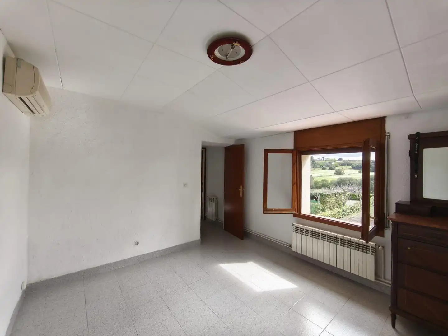 Sala de estar de Casa o chalet en venta en L'Arboç con Calefacción y Jardín privado