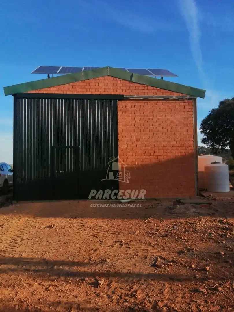 Aparcament de Finca rústica en venda en La Granjuela