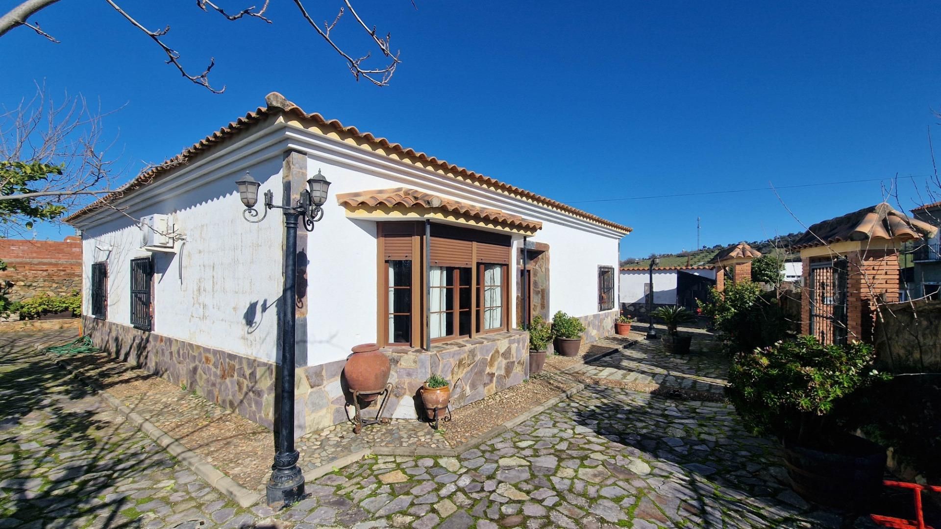 House or chalet to rent in Calle Calle Cabecito, 24, Higuera de Vargas