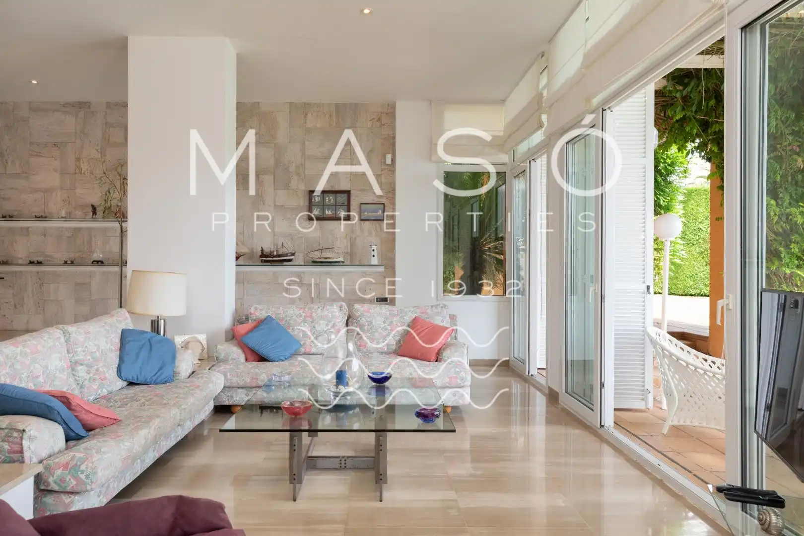 Sala de estar de Casa o chalet en venta en Castell d'Aro, Platja d'Aro i s'Agaró con Calefacción, Jardín privado y Terraza