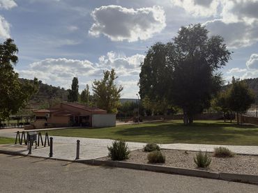 Casa amb balcó en venda a Camino Manzanos 88