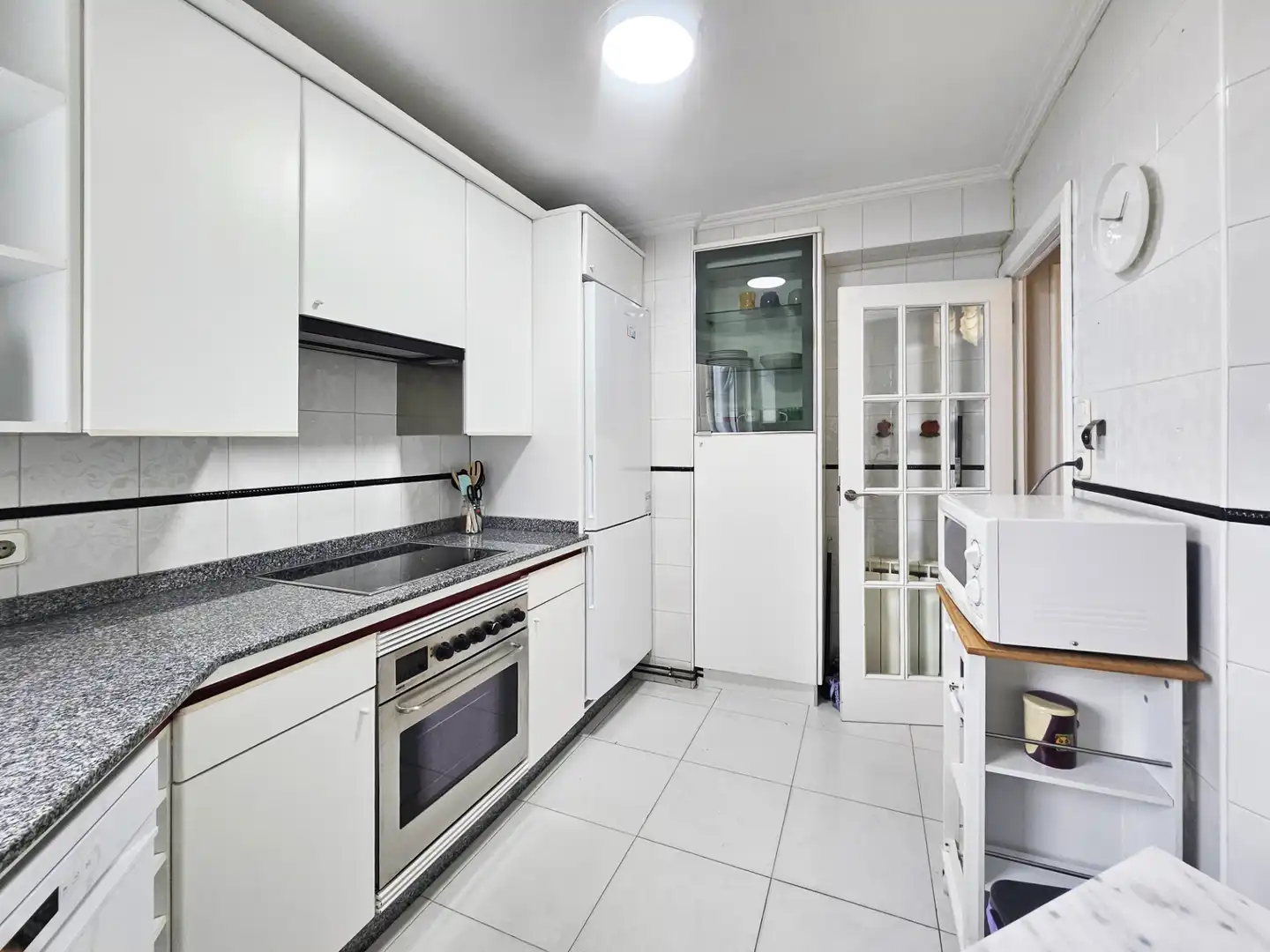 Kitchen of Flat for rent in A Coruña Capital   with Heating, Parquet flooring and Furnished