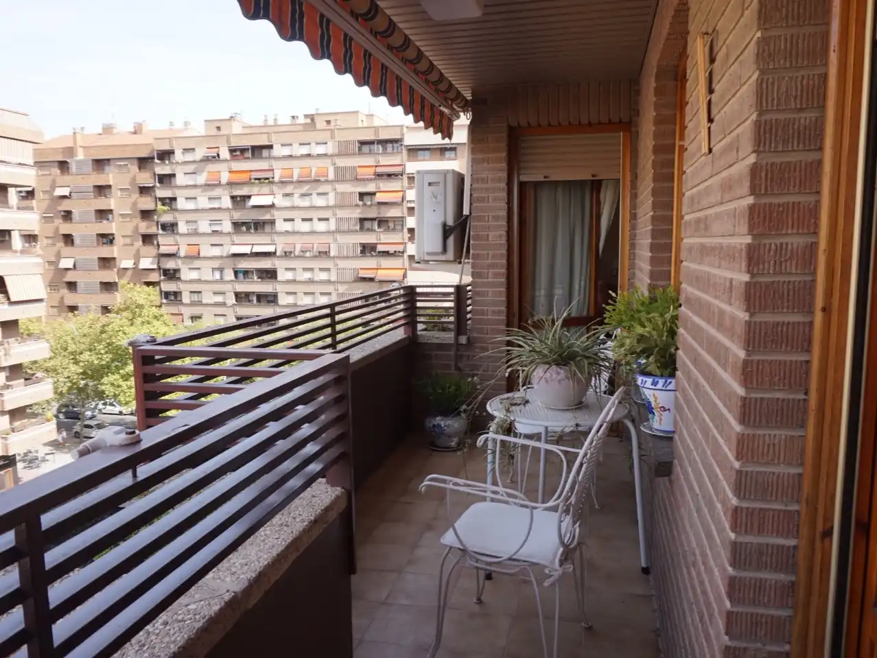 Terrassa de Pis en venda en La Almozara