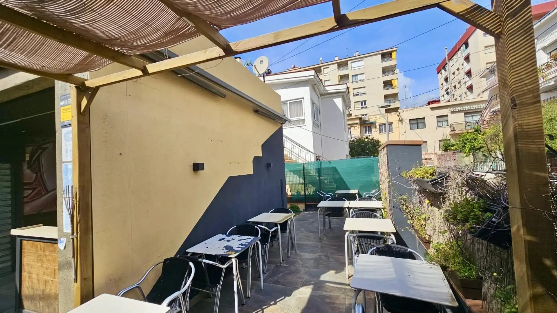 Terrassa de Local de lloguer en Calella amb Aire condicionat i Moblat
