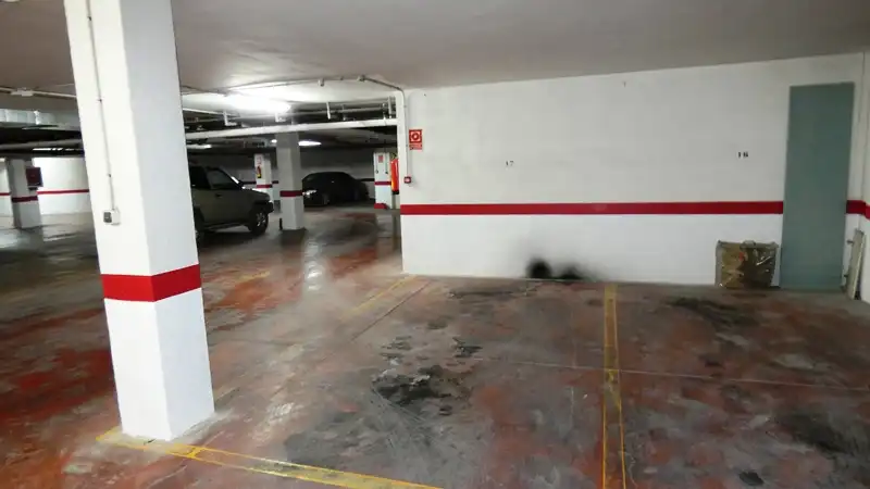 Parking de Apartamento en venta en Huércal-Overa con Aire acondicionado, Terraza y Amueblado