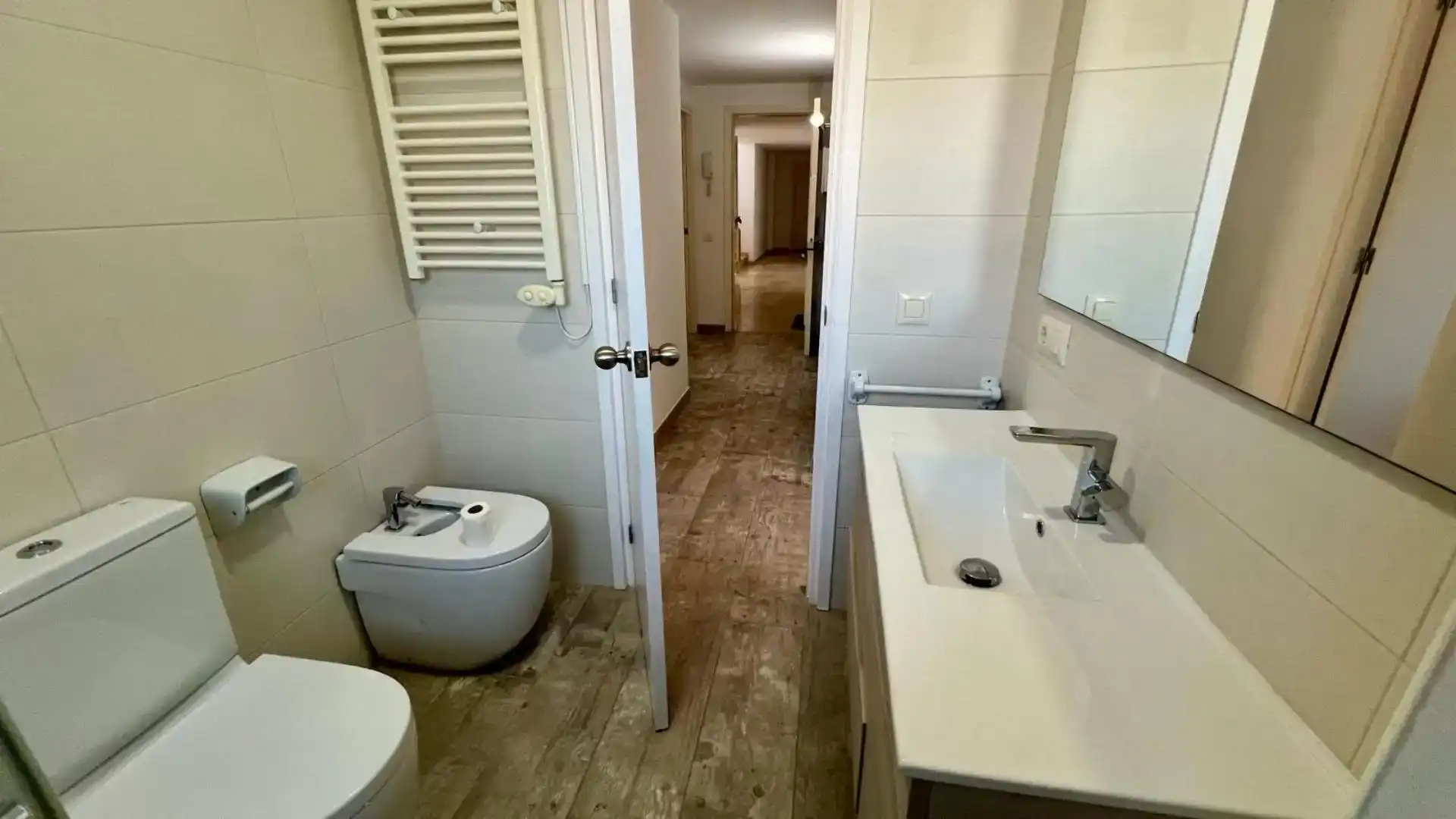 Bany de Apartament en venda en L'Estartit amb Aire condicionat i Balcó