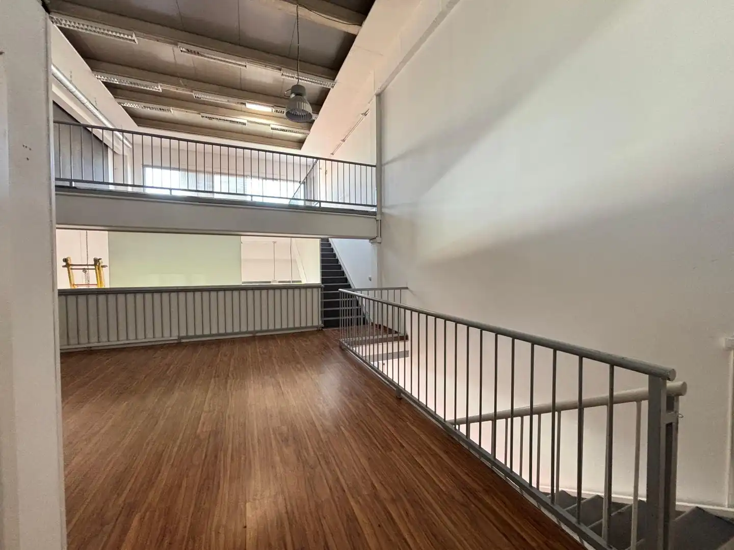 Commercial properties for rent in Las Rozas de Madrid  with Air Conditioner and Heating